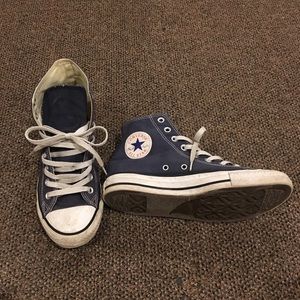 Hi Top Converse Chuck Taylor - Navy Blue high tops